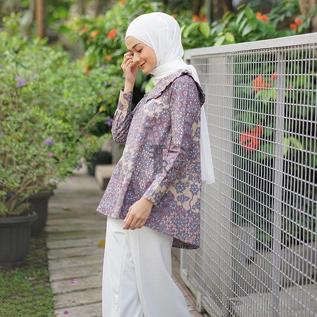 FITTINGROOM11 Blouse Batik - Ziyana Blouse