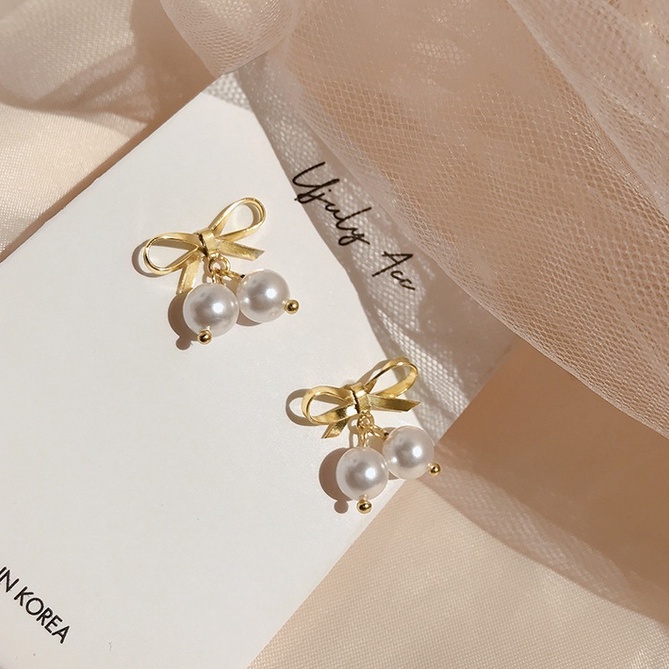 Anting Tusuk Golden Pearl Korean Stud Earrings Import