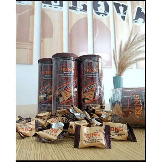 

1 KARTON D KING COKELAT ALMOND isi 6 TOPLES X 80 PCS
