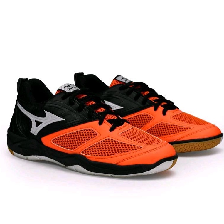 sepatu badminton / sepatu volli terbaru / sepatu olahraga