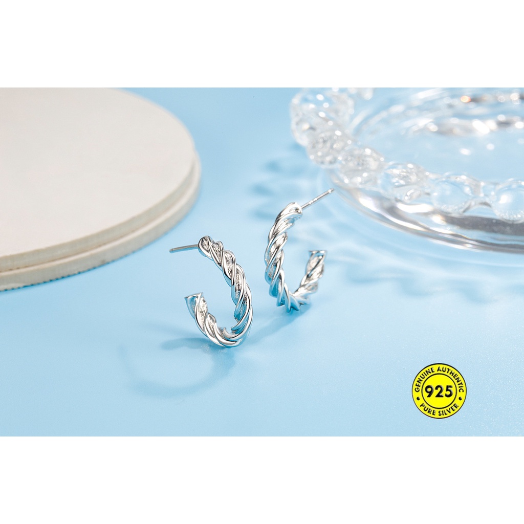 Anting Tusuk Model Huruf C Untuk Wanita U1061