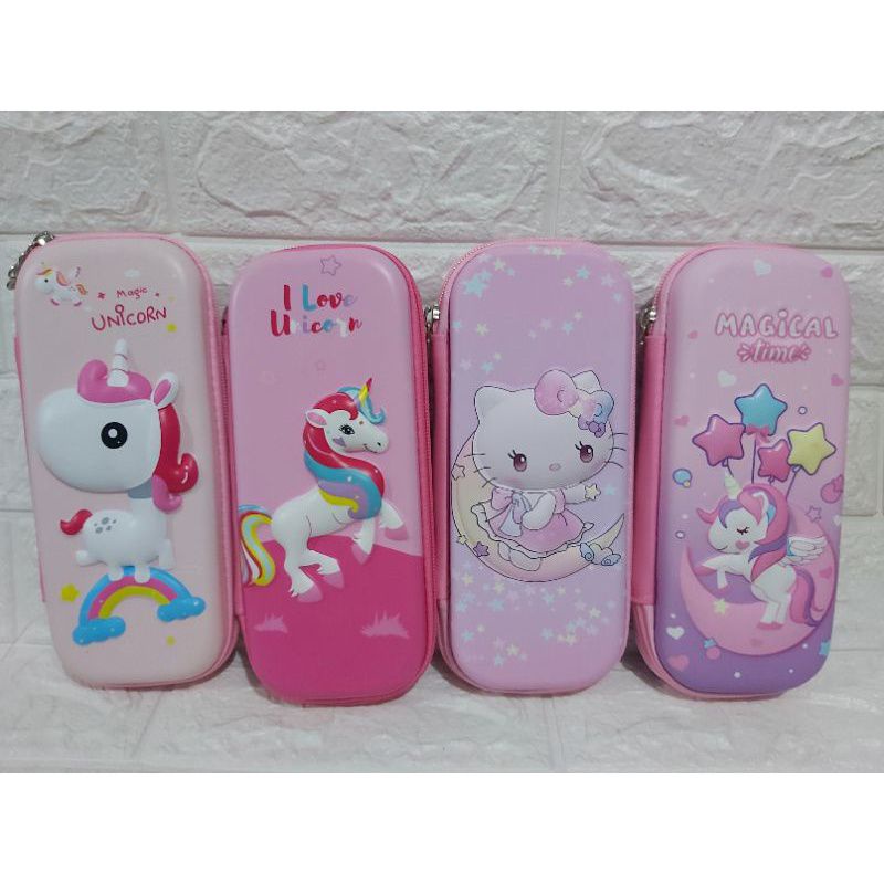 

Tempat Pensil hard case Timbul Unicorn