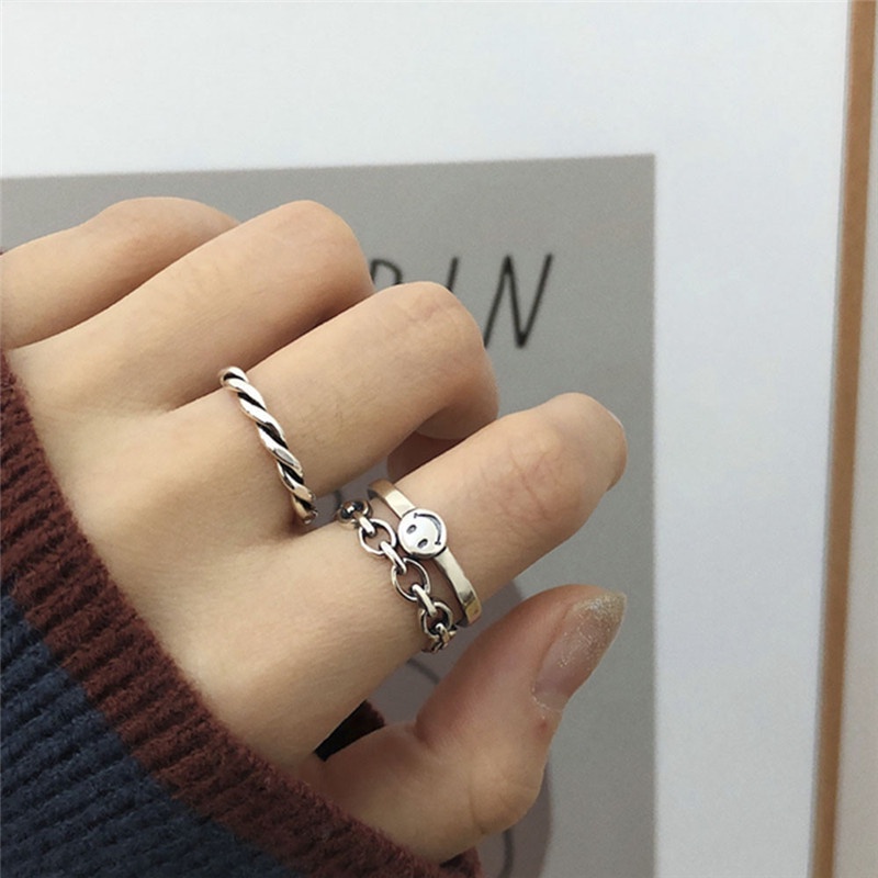 Set Cincin Model Terbuka Dapat Disesuaikan Warna Silver Gaya Korea Punk Untuk Wanita