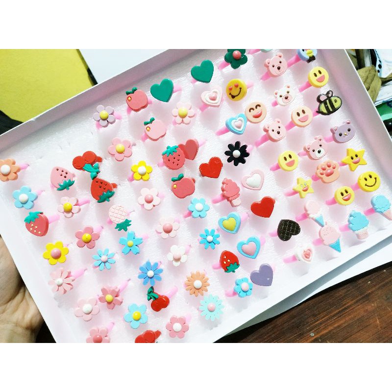 CPC04 Cincin Plastik Fancy Mix Doff 1pc