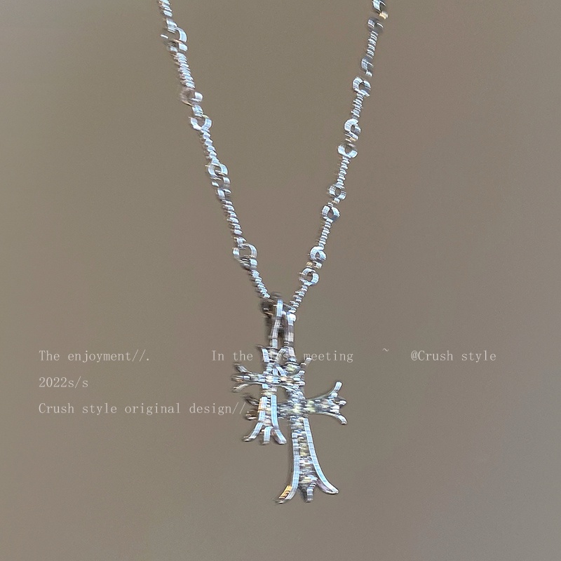 YEEZII Y2k Kalung Choker Rantai Silver Liontin Salib Hias Kristal Elegan Untuk Wanita