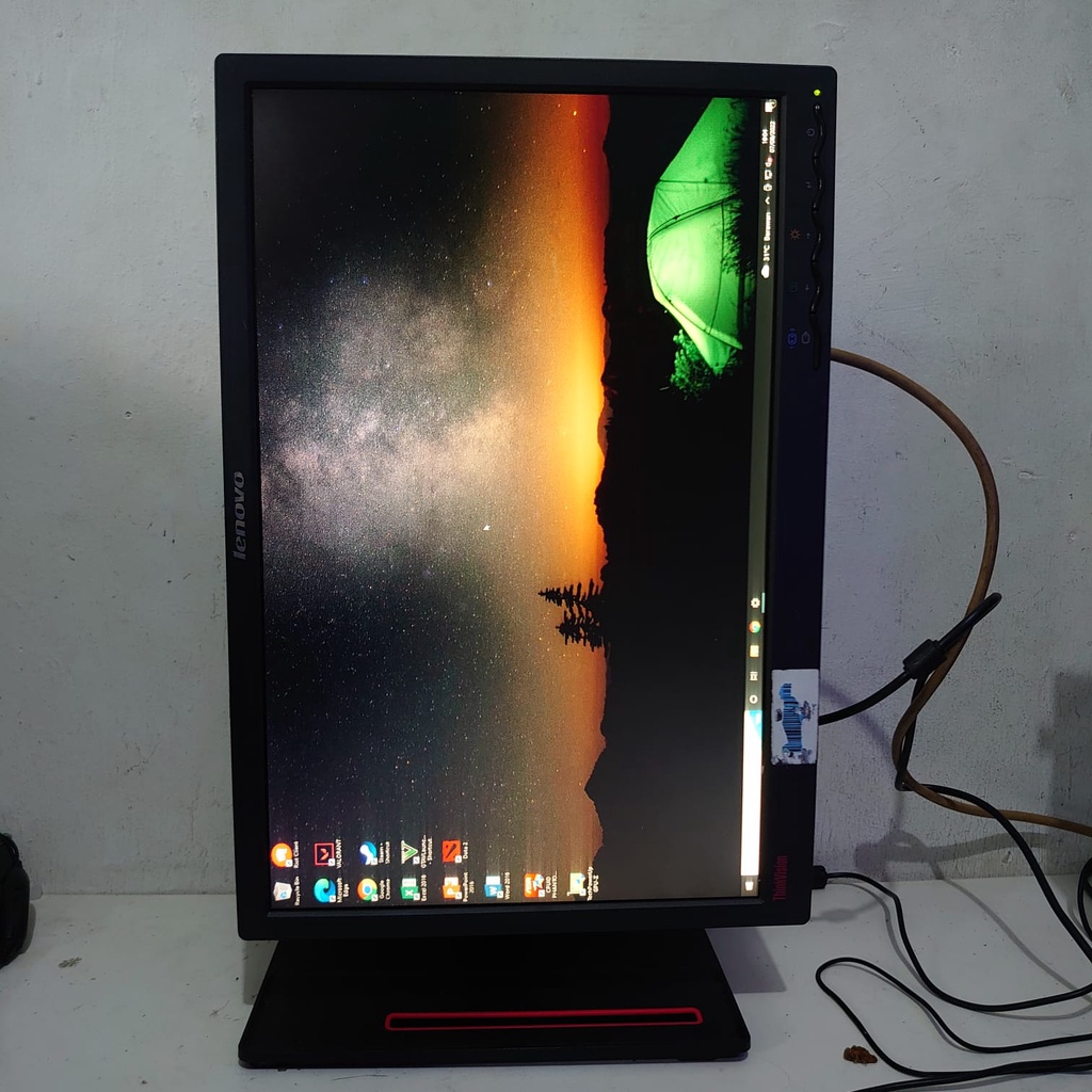 Jual Monitor 19 inch Lenovo L197wA kaki ori bisa vertikal Shopee