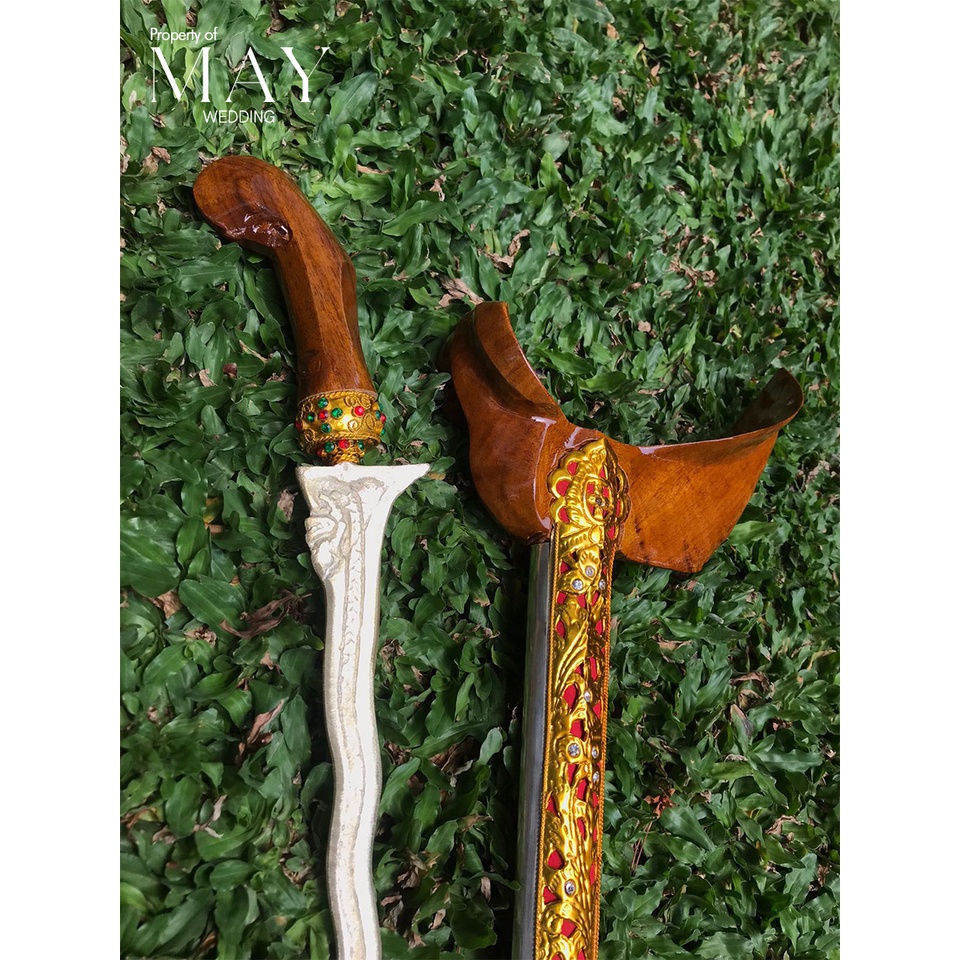 Keris Manten Adat Jawa