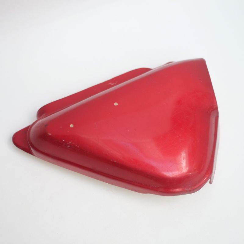 SIDE BOX COVER TUTUP AKI KEMPOL KANAN HONDA CB100 CB125 CB 100 125 K0 OTN NOS