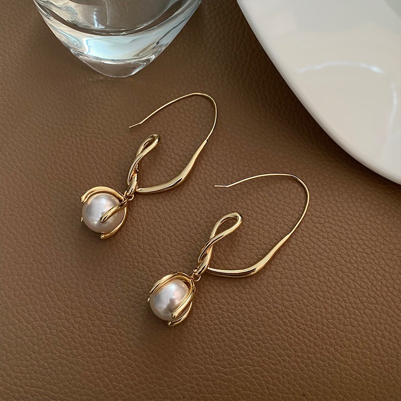 Anting Tusuk Desain Geometri Hias Mutiara Gaya Korea Untuk Wanita