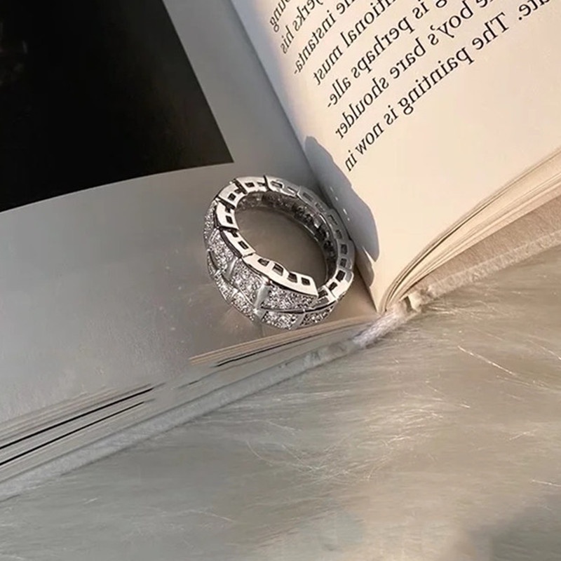 Cincin Zircon Inlaid Gaya Simple Untuk Aksesoris