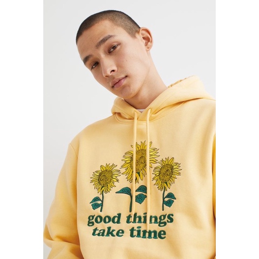 ( 8.8 ) Hoodie H&amp;M unisex Bordir Sunflower Good Things Take Time Light Yellow, Flecee Katun Lembut Tebal, Free Papperbag H&amp;M