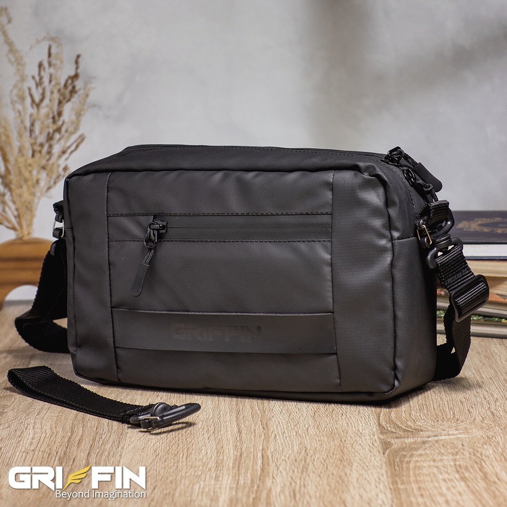 Pouch Bag Clutch Pria Levin Waistbag Distro Hitam by Griffin Apparel