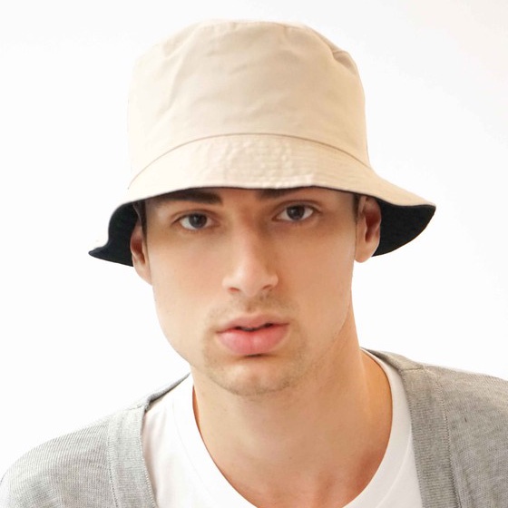 Houseofcuff Bucket Hat Topi Polos Bolak balik Hat Krim - Hitam