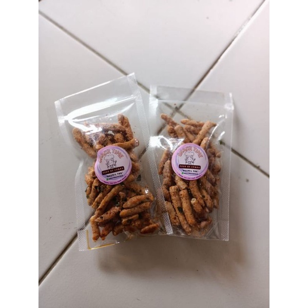 

Usus Crispy, Basreng, Kerupuk seblak, makaroni