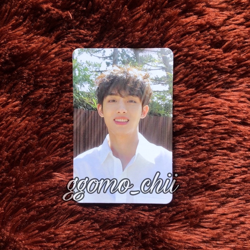 [Ready] Winwin wayv holiday photobook photocard pc jumatan