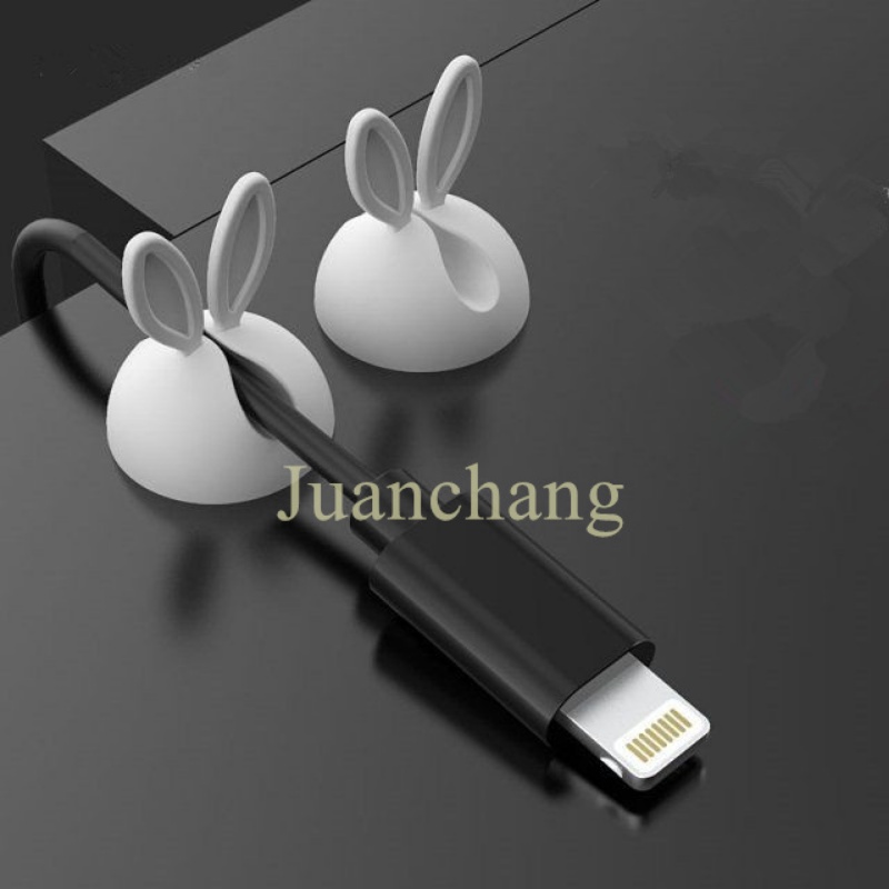 1pc Klip Holder Kabel Earphone Bentuk Telinga Kelinci Bahan Silikon