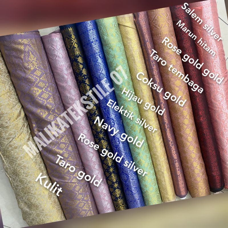 (harga persetengah meter) Kain songket BARU /bahan songket /bahan rok /songket semi Palembang Songket tenun semi Palembang, songket rok, songket murah, songket tenun, songket terbaru. KAIN SONGKET, KAIN ROK SONGKET