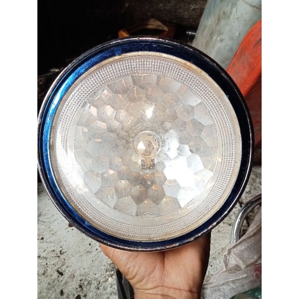 lampu depan bulet pas buat motor monipikasian.pnp tander-tiger-lain lain nya