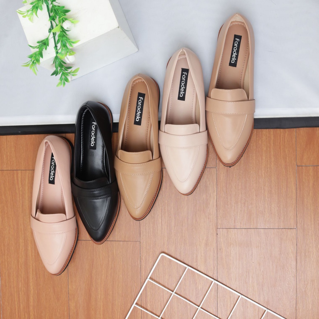 Image of FARADELA Flatshoes Wanita F01-10.2 #1