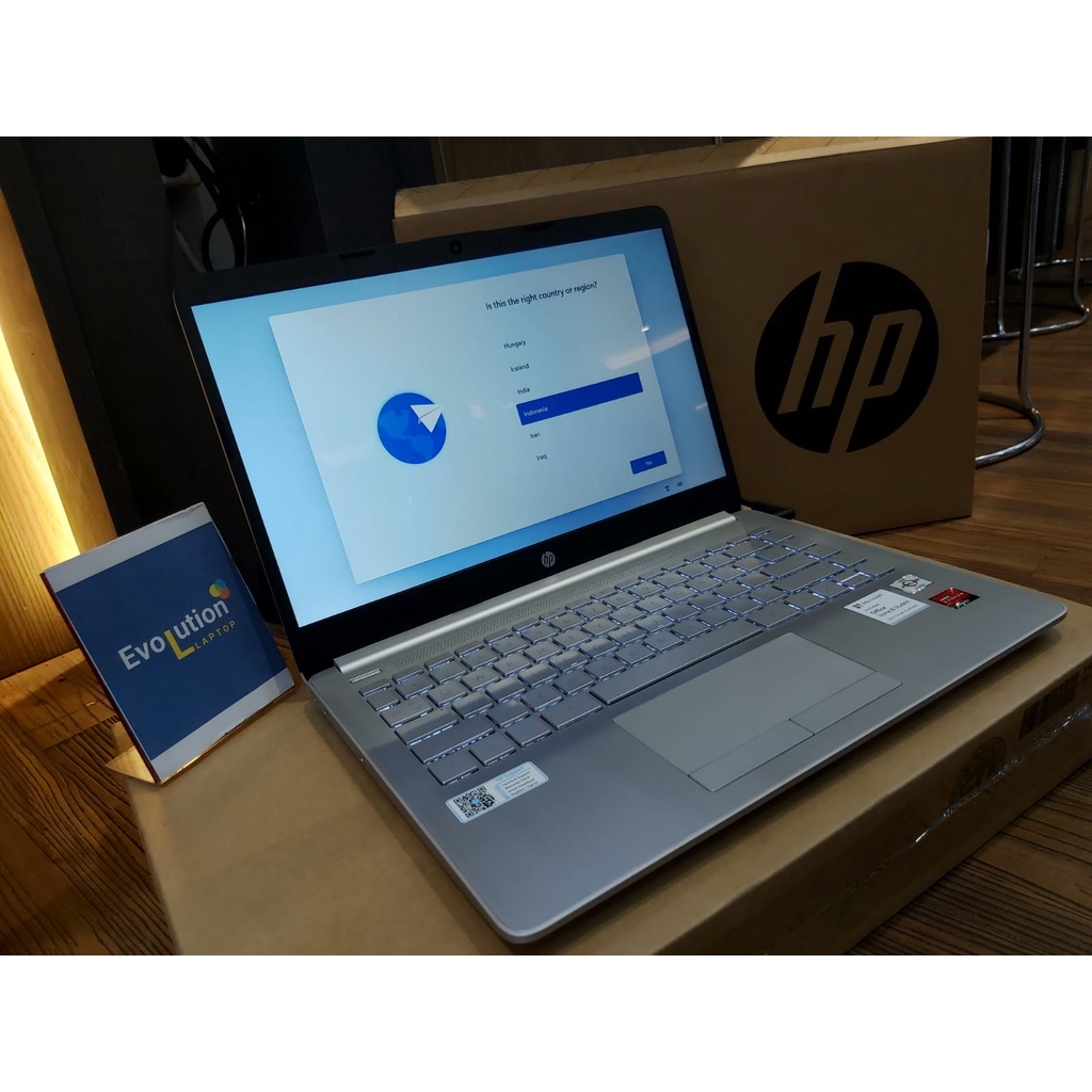 Laptop gaming Hp 14S DK1524AU AMD 3050U RAM 8GB SSD 512GB 14 BACLIGHT KEYBOARD WIN11 RESMI 2TH