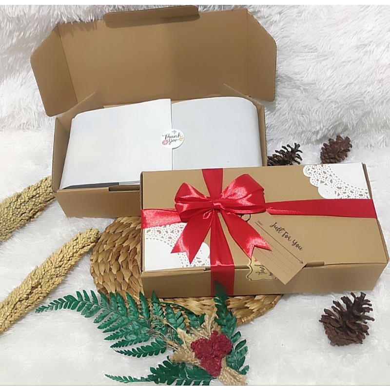 

New Product Hampers Hijab Murah/ Gift Box Ultah / Kado Nikahan, Wisuda Dll