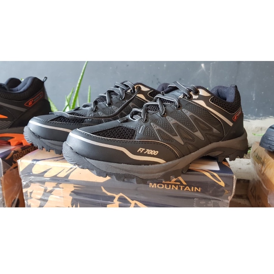 Sepatu Gunung / sepatu gunung pria / sepatu hiking / sepatu gunung wanita / sepatu hiking pria / sepatu hiking wanita