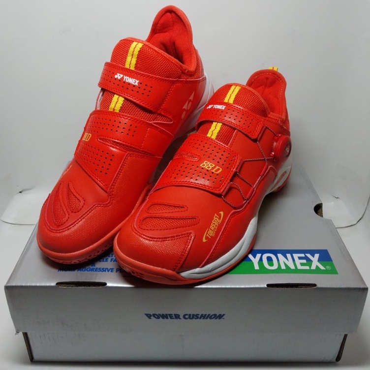 YONEX SHB 88 Dial Power Cushion