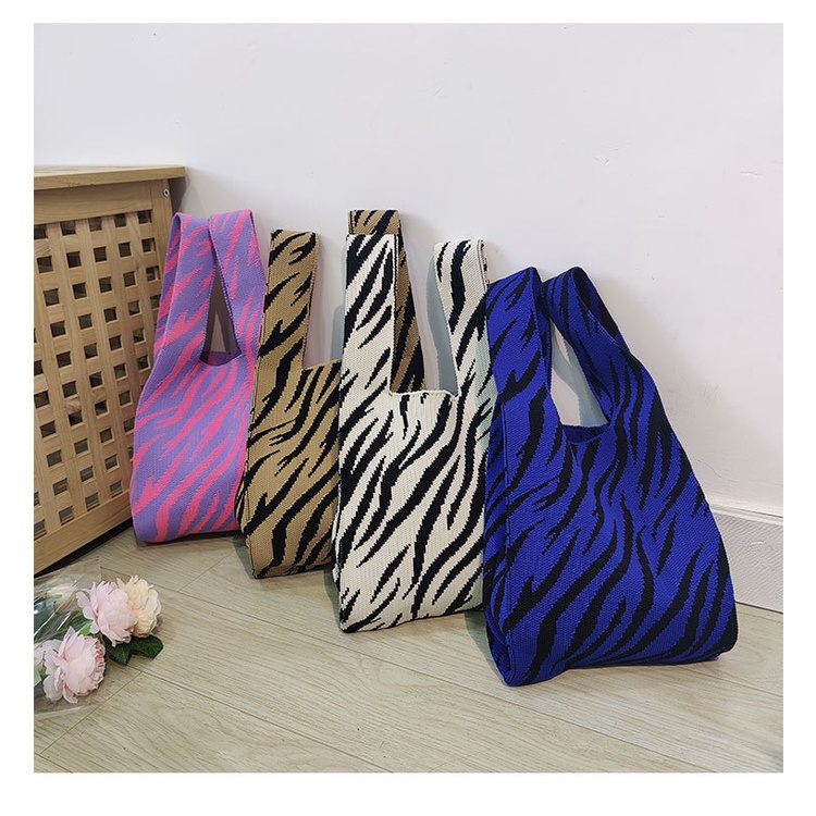 Gobra ♕ TW005 Tas Bene Korean Knitted Checkered Tote Bag Tas Rajut Garis Totebag Buffollow Vacay Viral Bangkok Import