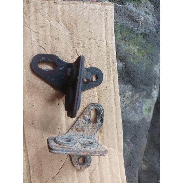 PANGKON/DUDUKAN KLAKSON /BEL ORIGINAL CB100/125