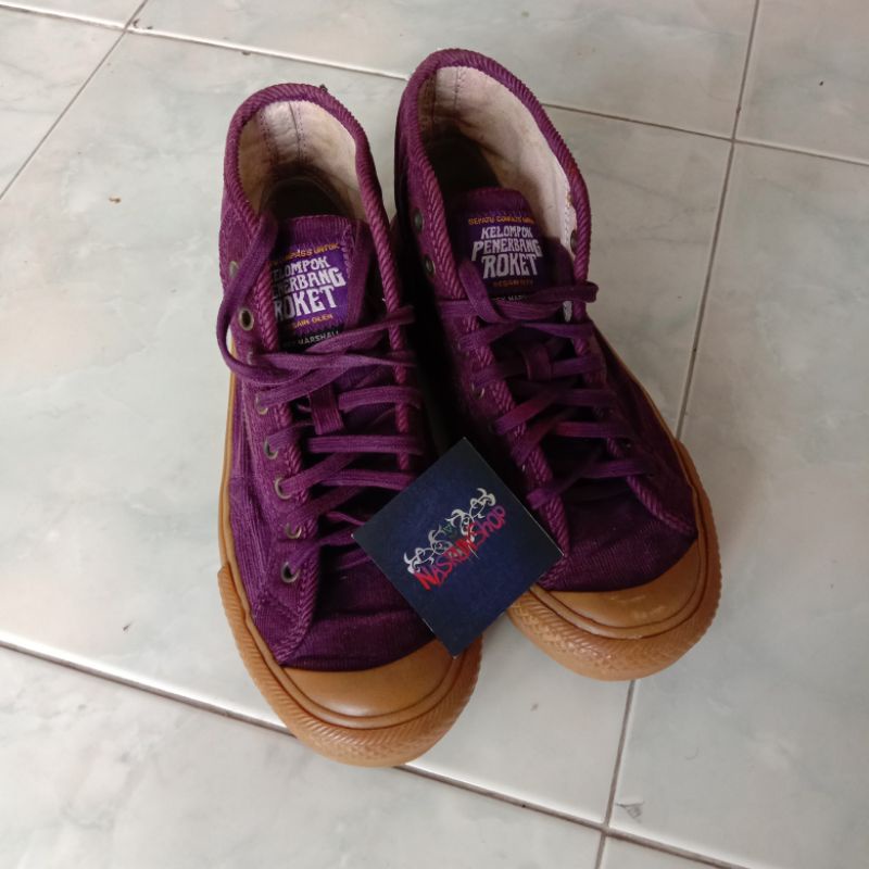 sepatu compass x kpr kelompok penerbang roket rey marshall size 39