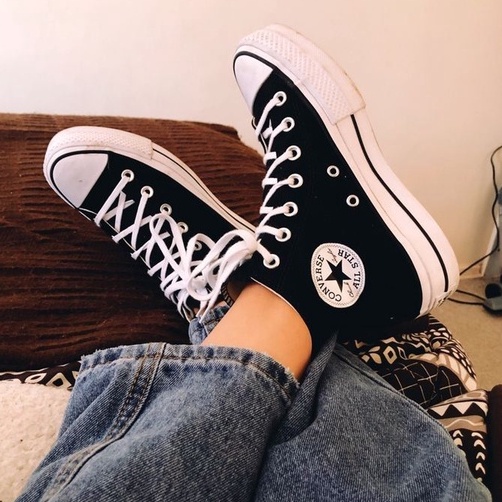 Sepatu Converse All Star Tinggi Keren Terlaris Sepatu Santai Berkualitas Pria Wanita