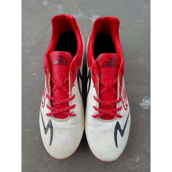 Specs Garuda Attack 2019 size 40