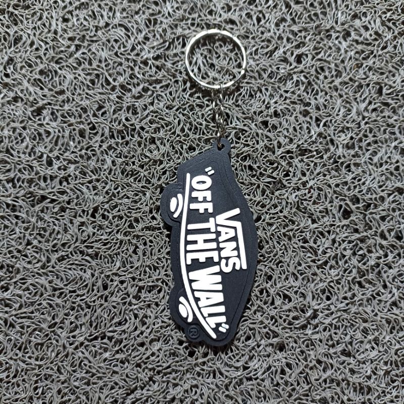 GANTUNGAN KUNCI / KEYCHAIN VANS OFF THE WALL PREMIUM BEST QUALITY