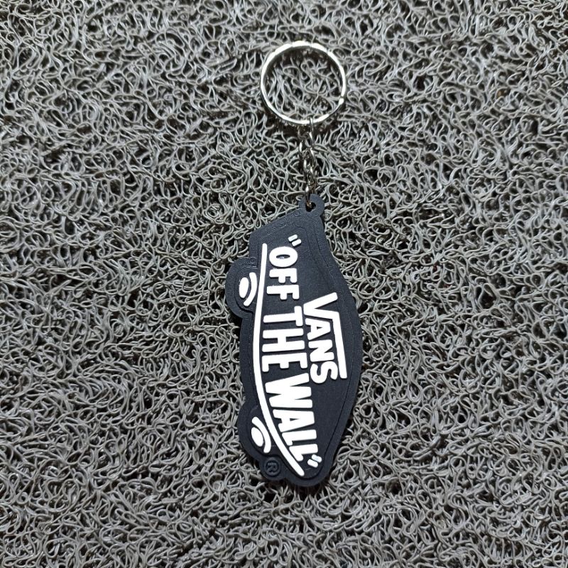 GANTUNGAN KUNCI / KEYCHAIN VANS OFF THE WALL PREMIUM BEST QUALITY