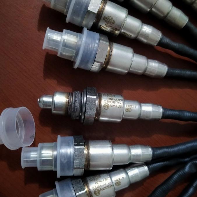 Sensor oksigen o2 sensor Datsun atas original baru