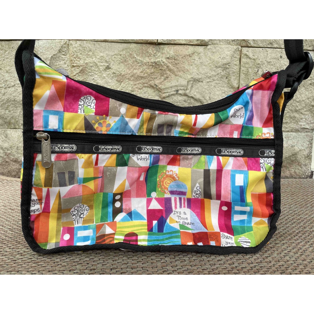 Tas Preloved/Bekas/Pernah Diapakai Lesportsac x Disney It's a Small World Asli (BISA NEGO HARGA) | T