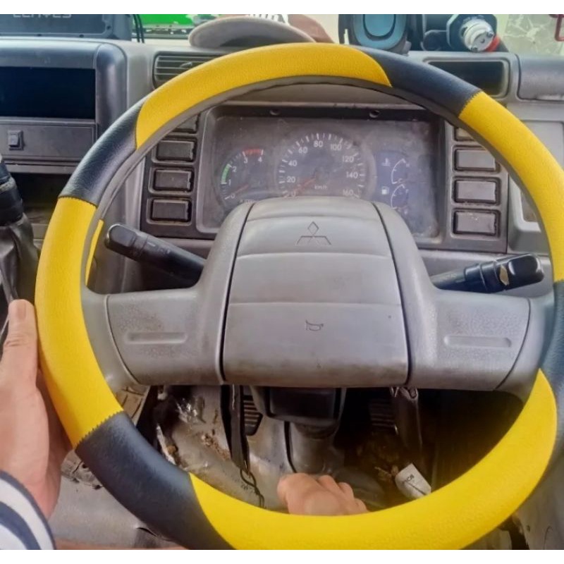 Sarung Stir Mobil Truk Fuso Sarung Stir Mobil Tronton sarung Stir Bis Sarung Stir Hino Lohan Sarung Stir Mobil Truk Sarung Stir Mobil Besar Sarung Stir Mobil