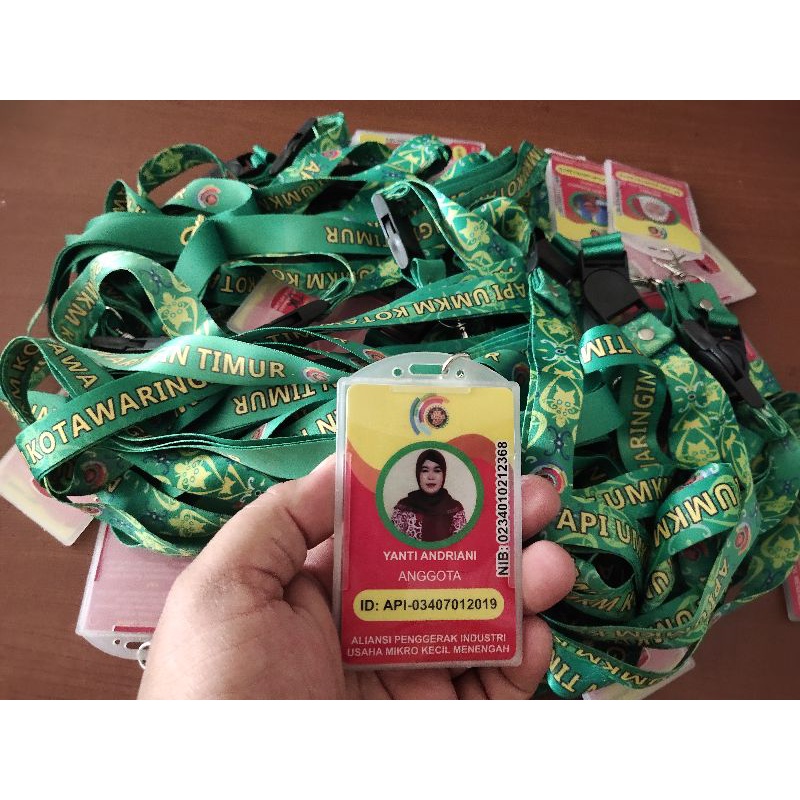 

Lanyard dan Id Card