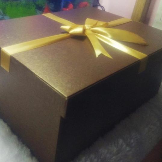 

kotak kado besar/gift box/30x19x10cm/brown diamont
