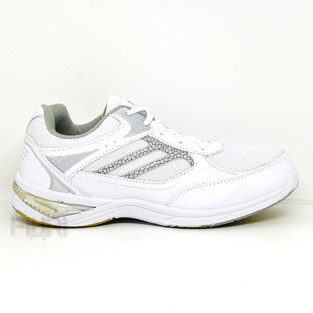 FIURI – Pro ATT Original - WP 5500 PUTIH ABU-ABU 39-43 - Sepatu Kets Pria - Sepatu Sneakers Pria - Sepatu Olahraga Sport  Pria - Sepatu Badminton tekstil - Sepatu Jogging Lari Running Fitness Gym Pria - Sepatu Laki-Laki Cowok - Sepatu Sekolah Bertali