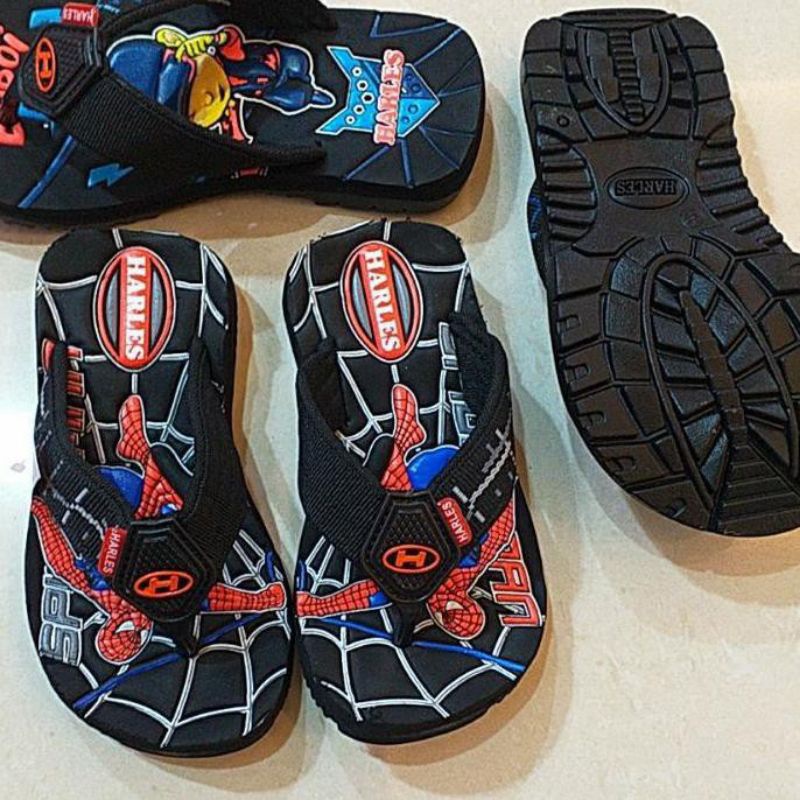 SENDAL KARAKTER  HARLES HANYA UKURAN 23,24, 36 dan 37