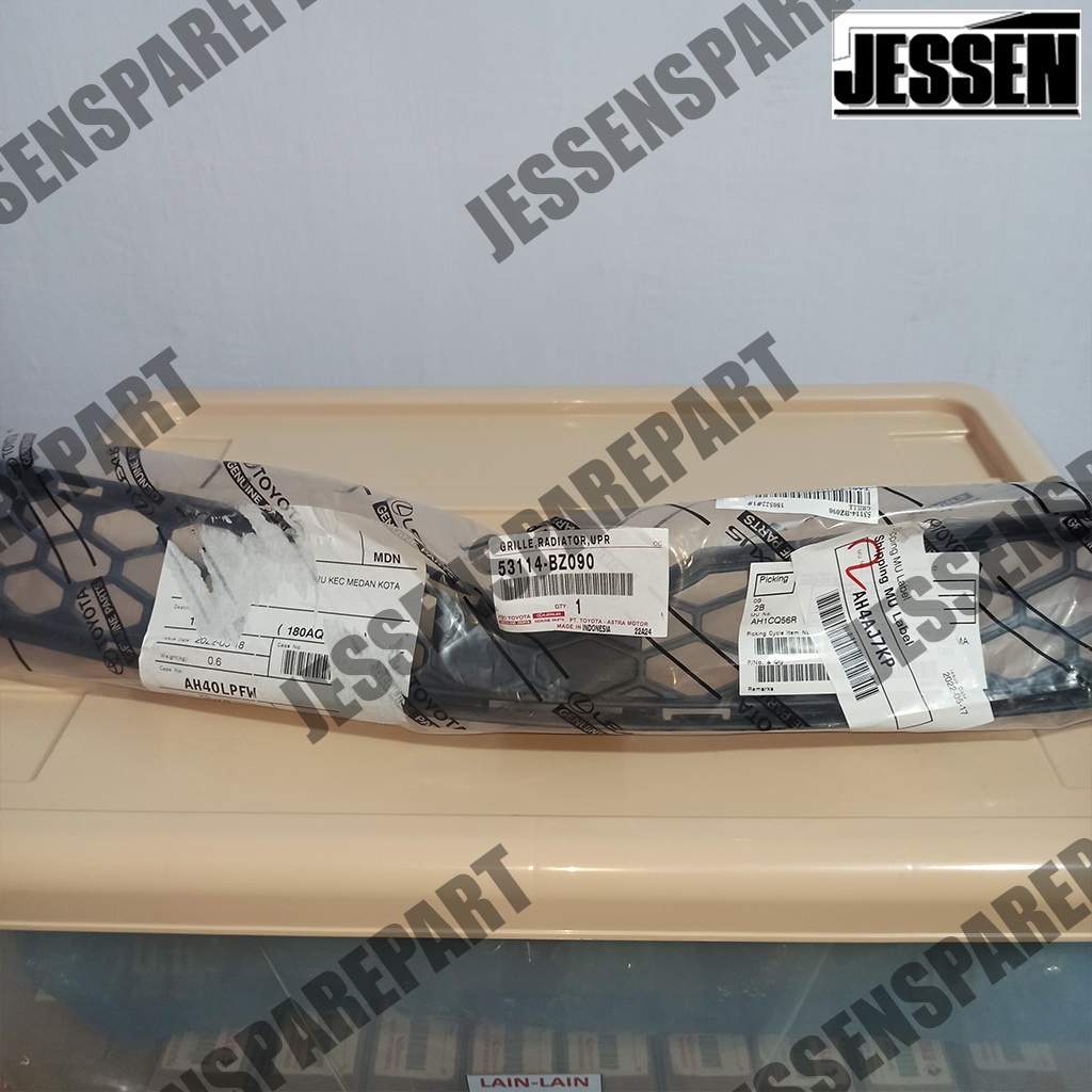 Grill Radiator Atas Avanza Veloz 2012 2013 2014 2015 53114-BZ090