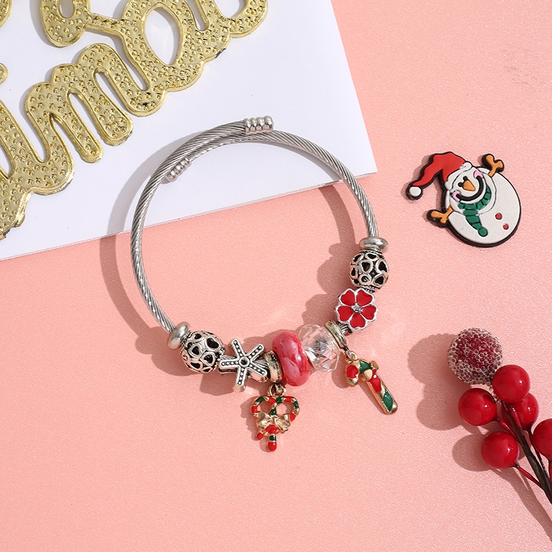 XiaoboACC Gelang Tangan Rantai Stainless Steel Adjustable Motif Santa Claus / Rusa / Snowflake Untuk Wanita / Natal