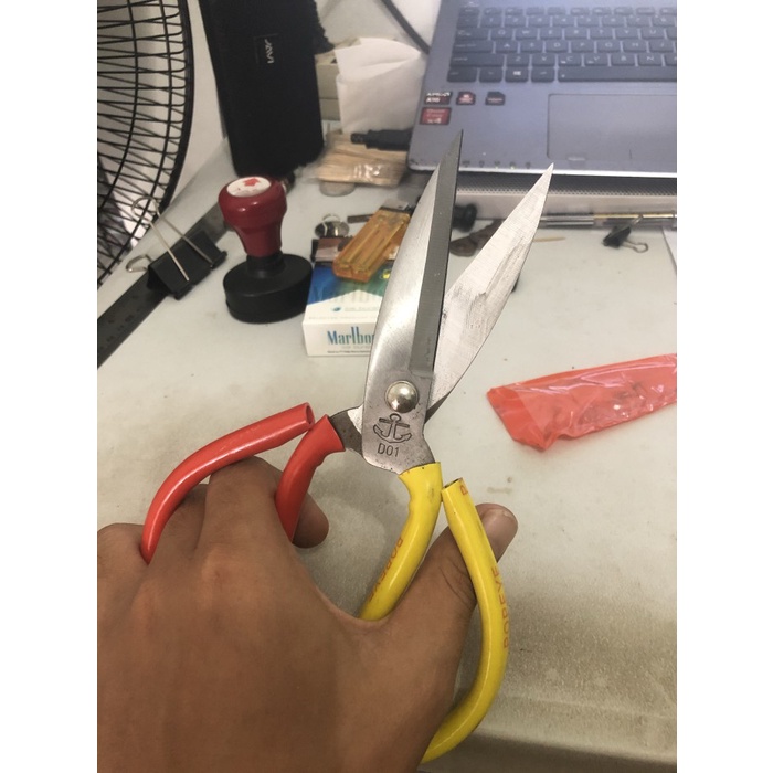 

Wow Gunting Kodok Serbaguna / Gunting Kain / Tailors Scissors Terbatas