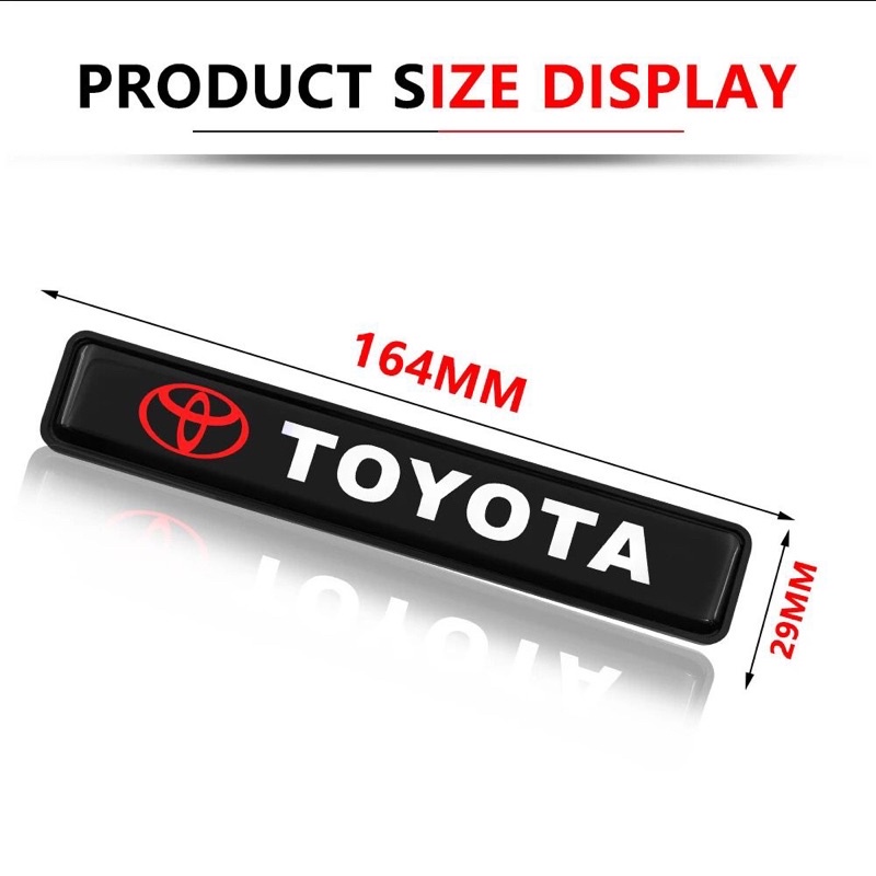 Emblem Grill depan tulisan Toyota