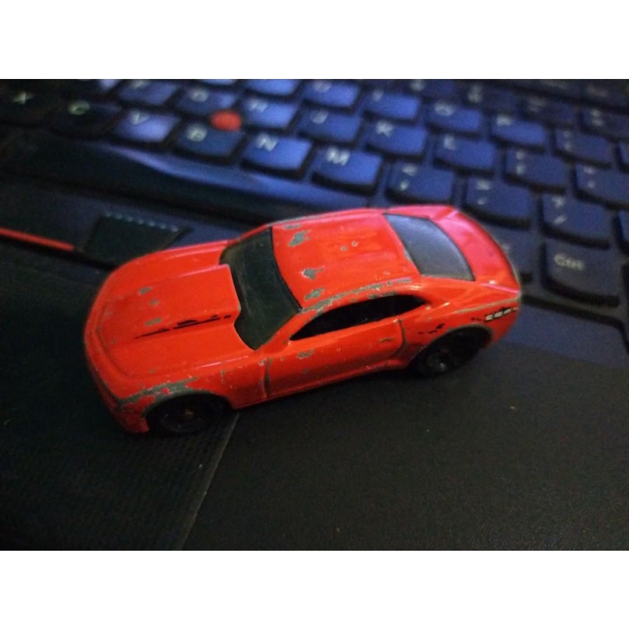 Mobil Mainan Diecast Hot Wheels Langka 13 Copo Camaro 2013