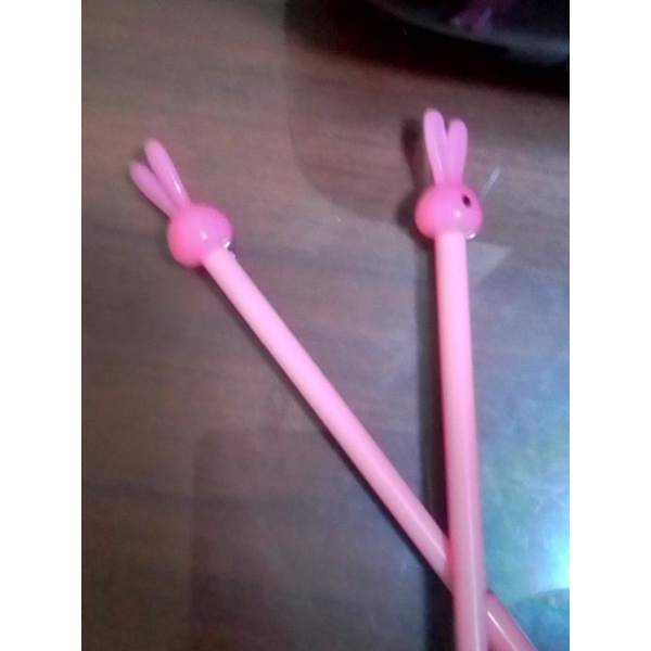 

pulpen lucu rabbit and peaches chat yg mana