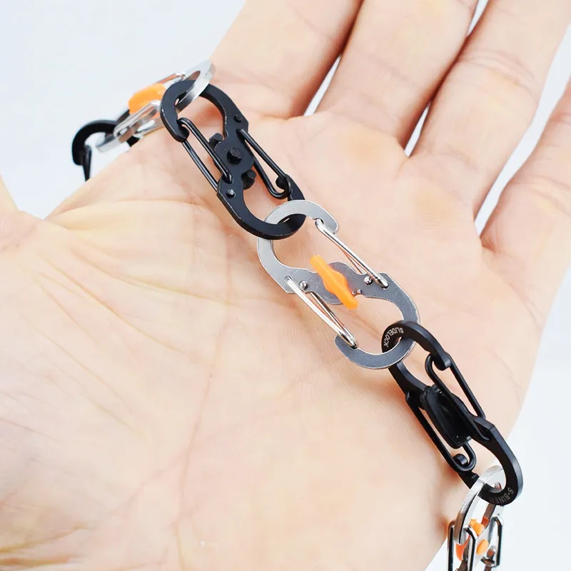 Gantungan Kunci Klip Carabiner Anti Air / Maling Bahan Aluminum Tahan Lama Untuk Camping / Climbing / Hiking