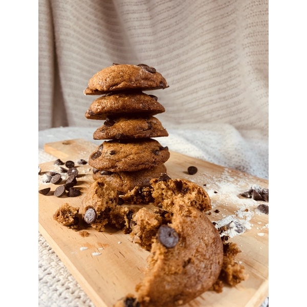

soft baked cookies (nut free)