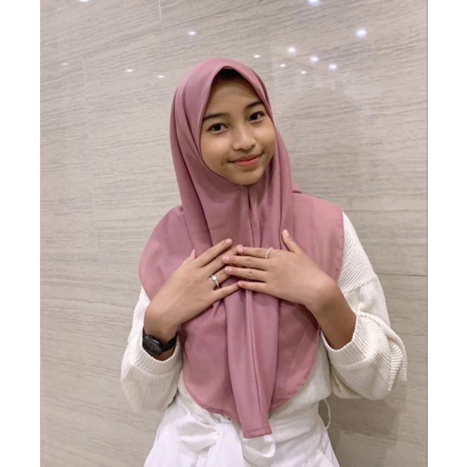 Malaa Hijab ( Segi Empat Instan )